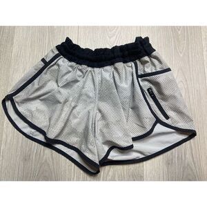 Lululemon Short Womens 10 Diamond Camo 4"‎ Tracker 111 Running Lined Active Gym